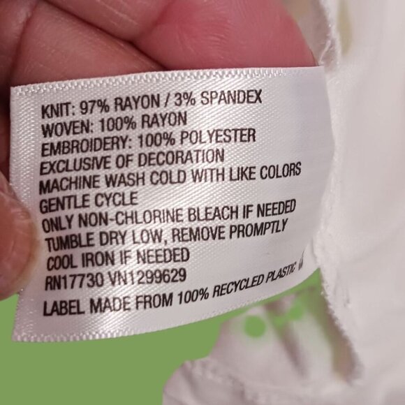 Knox Rose Womens Sleeveless White Top With Red Floral Embroidery  Small - Picture 9 of 12